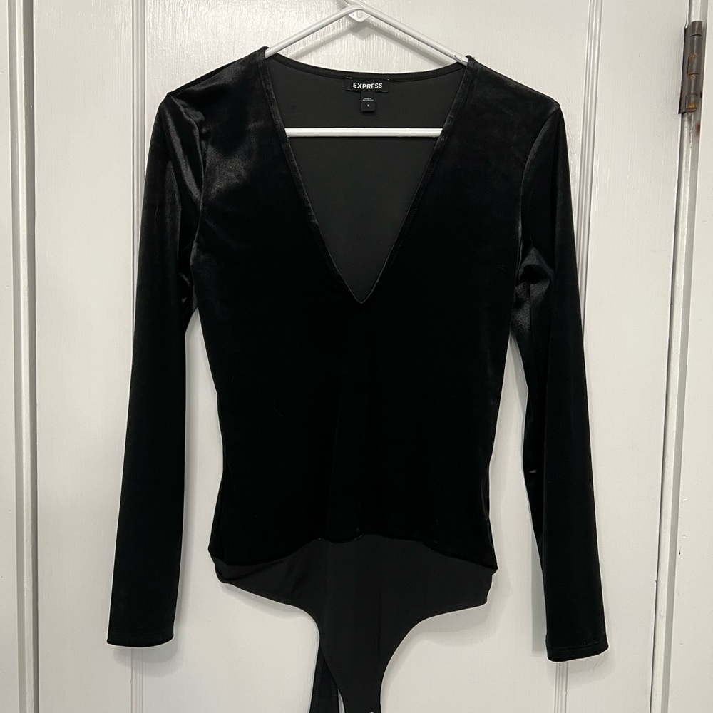 Express velour V neck plunge bodysuit. Never worn, no tags